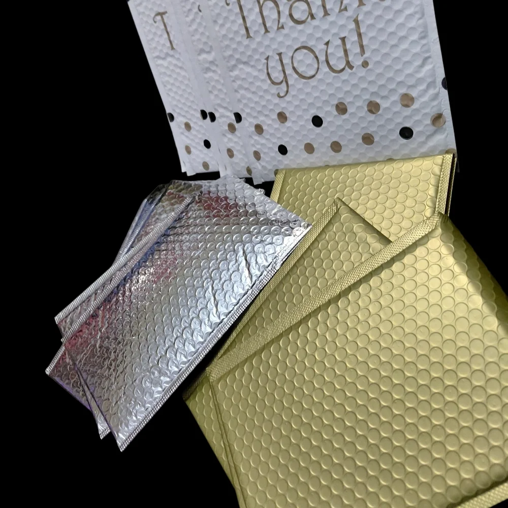 🦋LAST ONE: 15ct. Bubble Mailers 9x11 Polka Dots 6.5x10 Silver/Gold PRICE FIRM - Picture 5 of 8